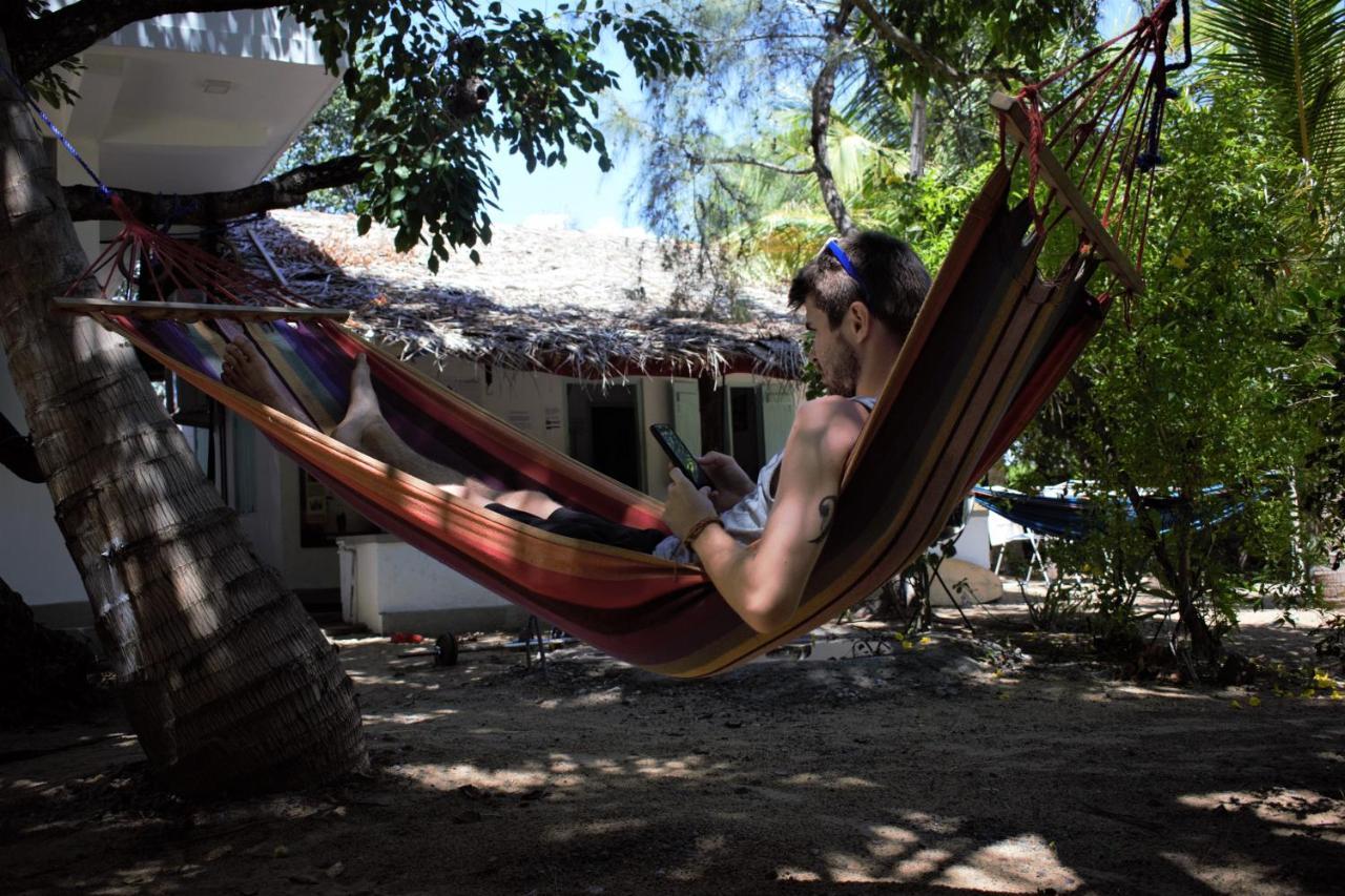 Hangover Hostels Arugam Bay Kültér fotó