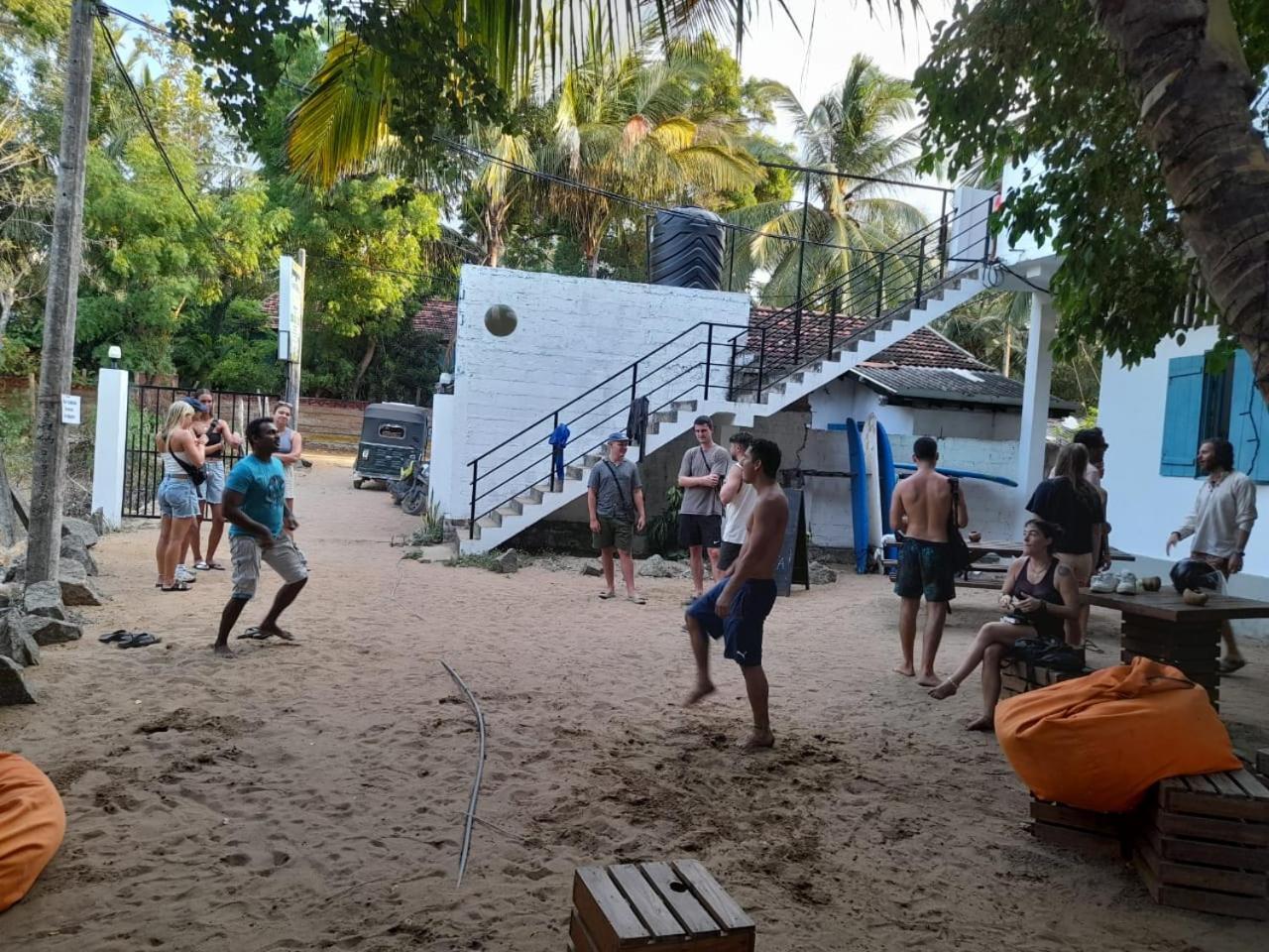 Hangover Hostels Arugam Bay Kültér fotó