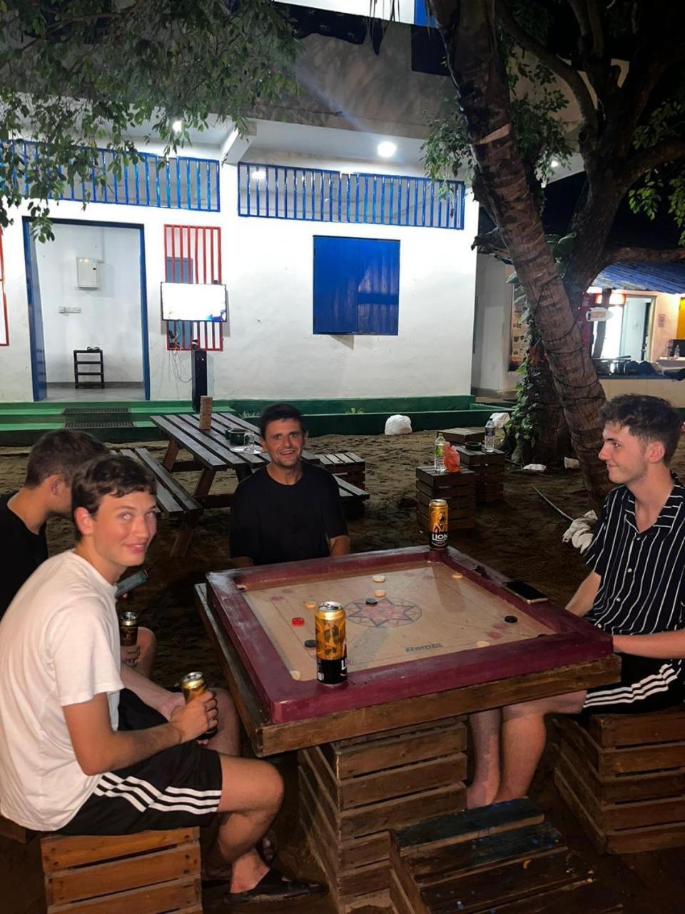 Hangover Hostels Arugam Bay Kültér fotó