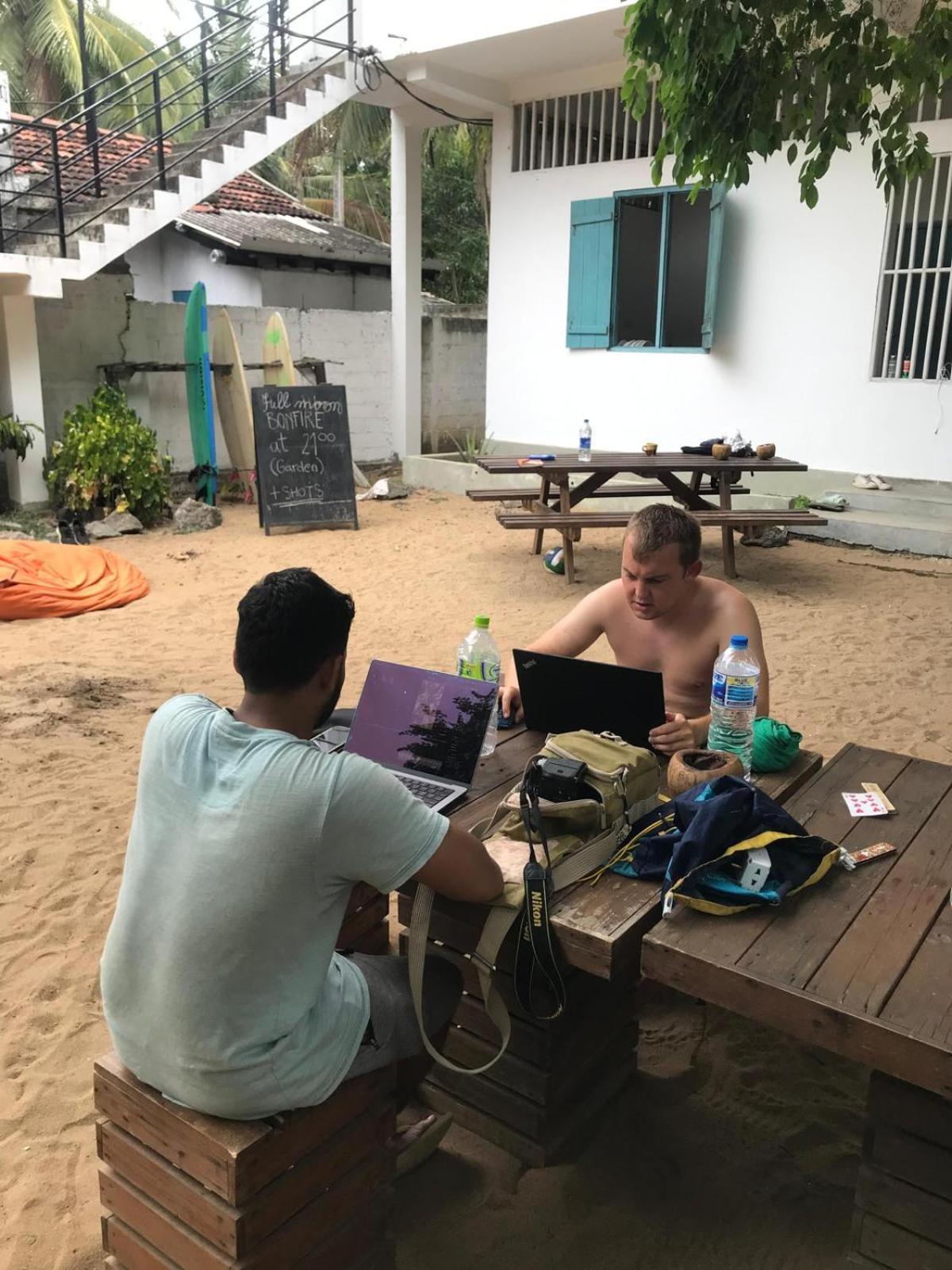 Hangover Hostels Arugam Bay Kültér fotó