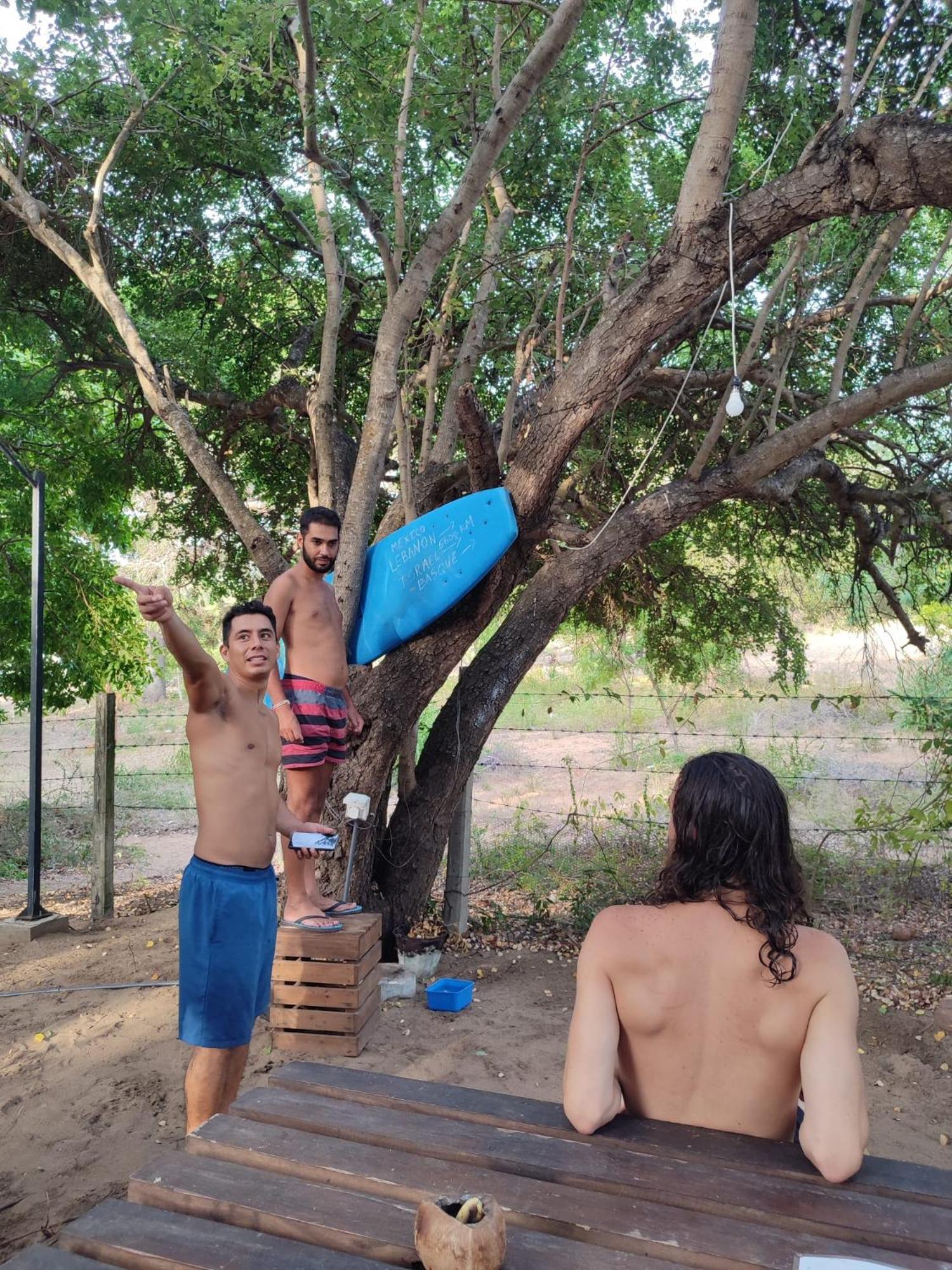 Hangover Hostels Arugam Bay Kültér fotó