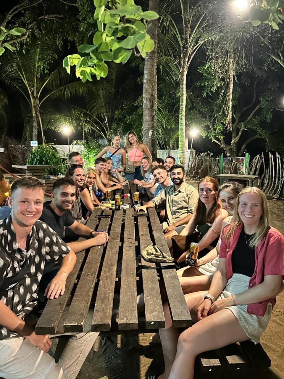 Hangover Hostels Arugam Bay Kültér fotó